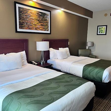 Quality Inn Palm Bay - Melbourne I-95 Buitenkant foto