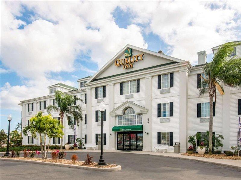 Quality Inn Palm Bay - Melbourne I-95 Buitenkant foto