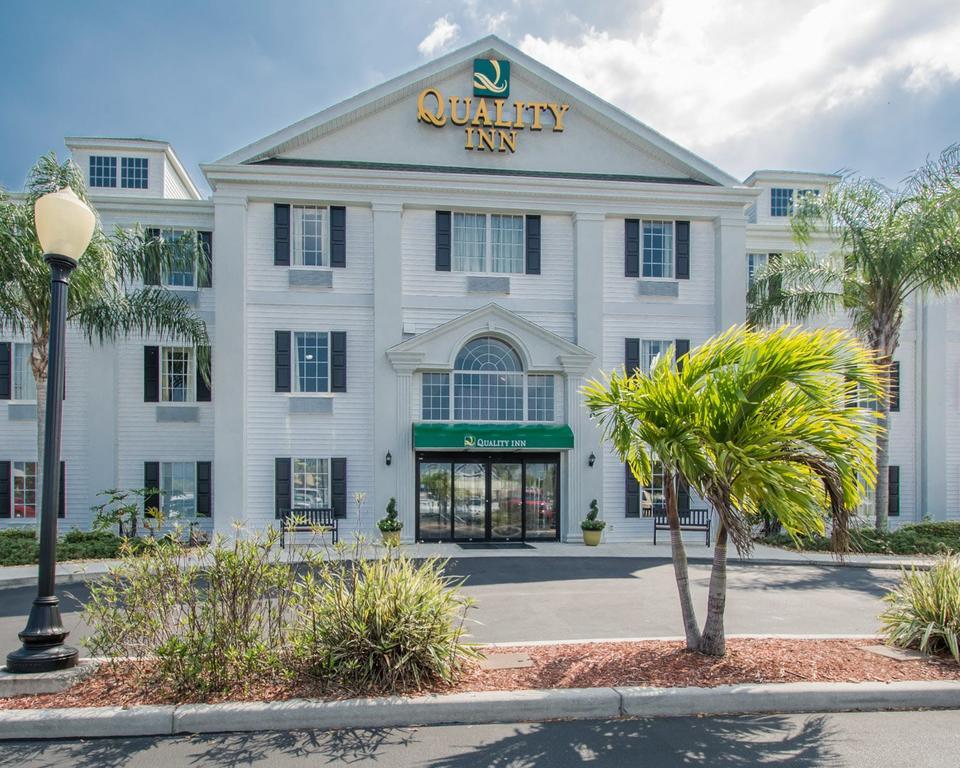 Quality Inn Palm Bay - Melbourne I-95 Buitenkant foto